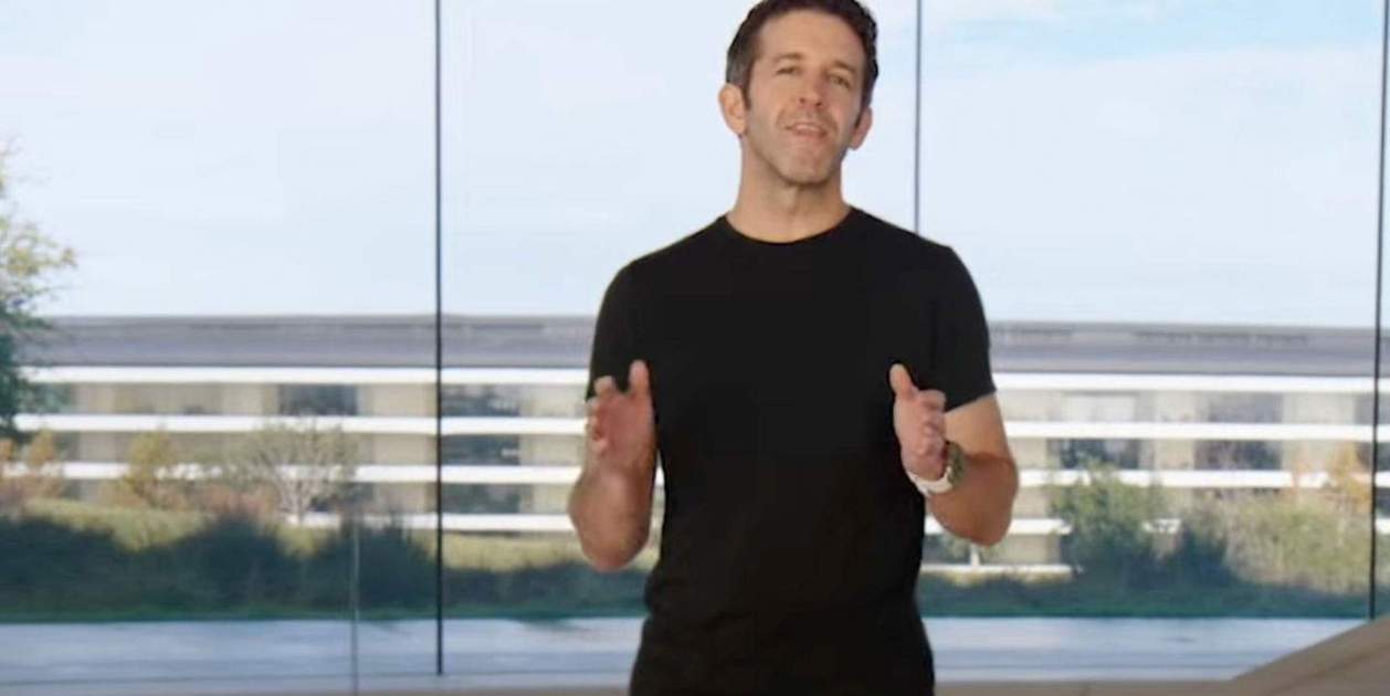 Quién es John Ternus y cómo ha llegado a ser CEO de Apple