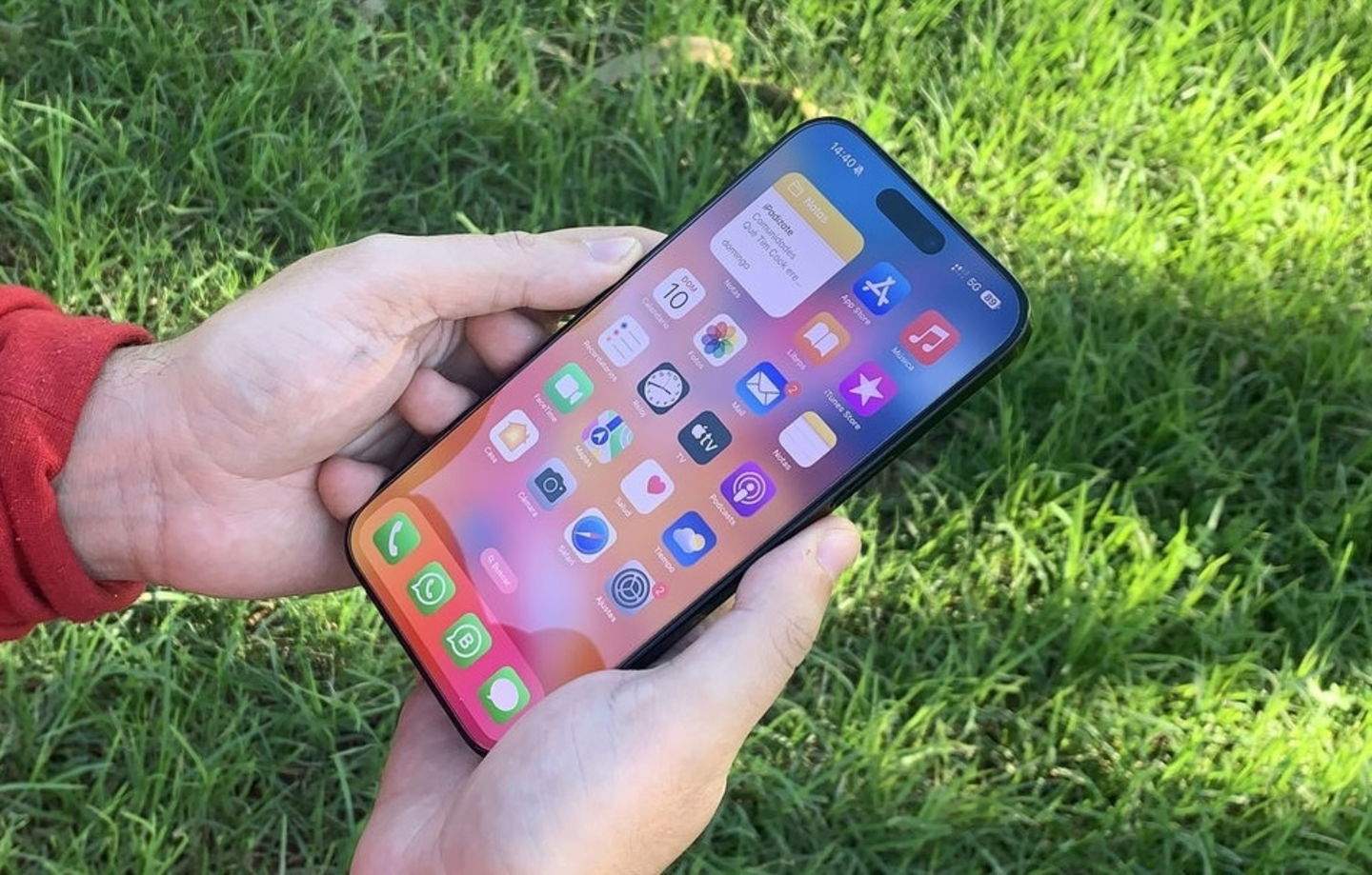 L'iPhone 16 Pro Max es desploma en aquesta oferta d'Amazon i pots aconseguir-lo per menys de 900 euros