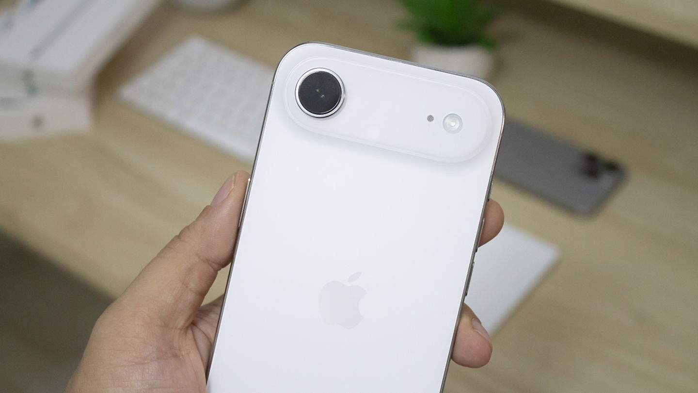 El iPhone Air se sigue hundiendo, ya cuesta lo mismo que un iPhone 17