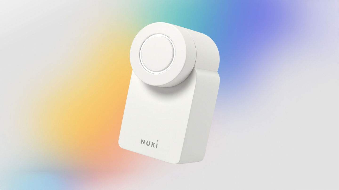 Abrir tu casa desde tu smartphone es cómodo a la vez que seguro, y ahora muy barato si eliges esta opción