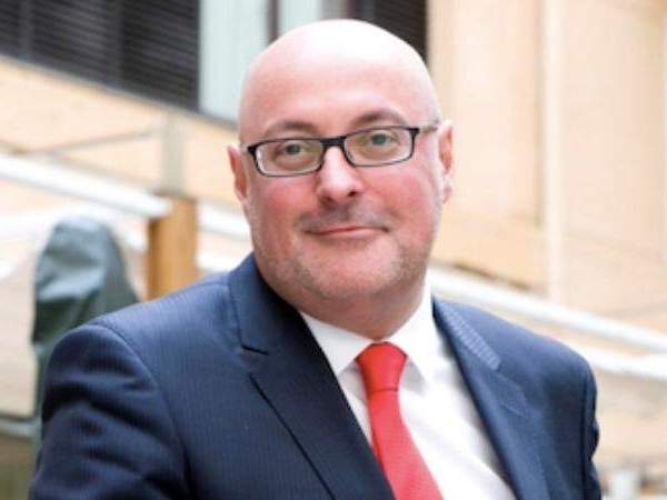 daniel fernandez daniel fernandez