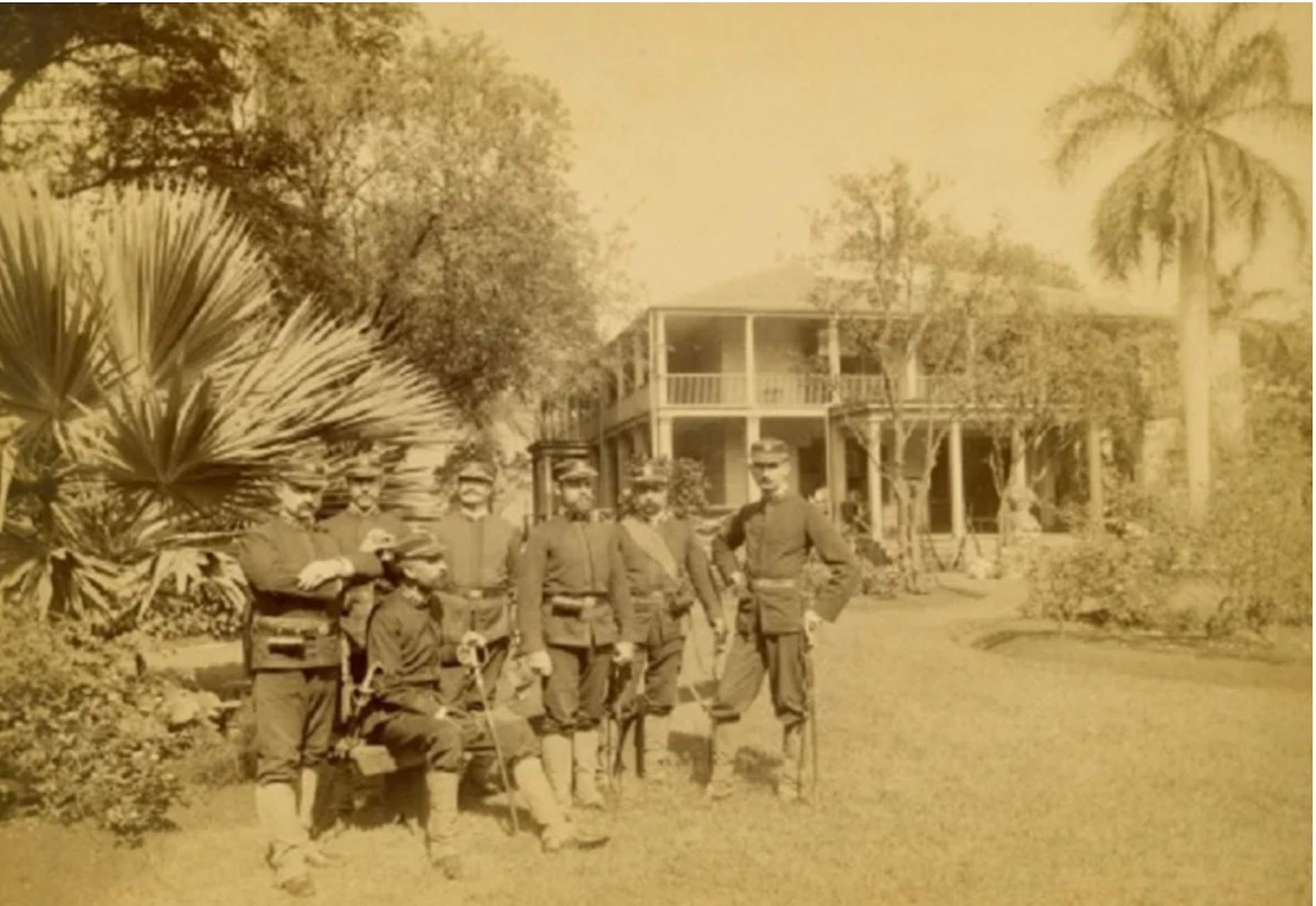 ¿Qué estrategia pusieron en práctica los Estados Unidos para anexionarse Hawái?