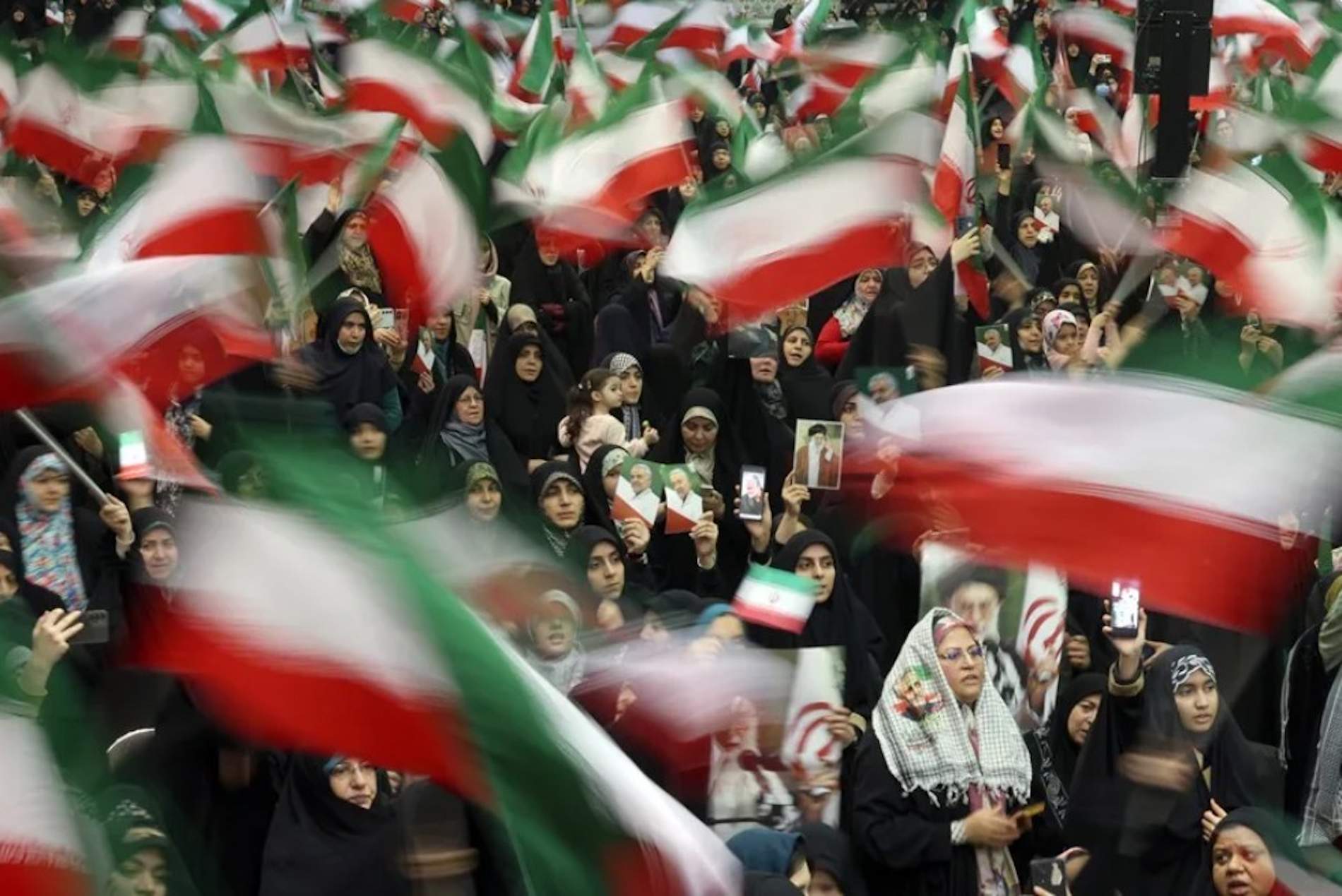 Vuelven las protestas a Irán: estudiantes desafían al régimen con gritos de “Muerte al dictador”