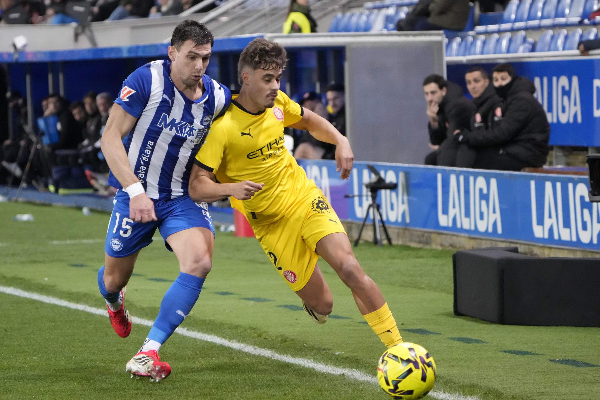 El Girona se queda con la miel en los labios contra el Alavés (2-2) en un duelo convertido en una montaña rusa