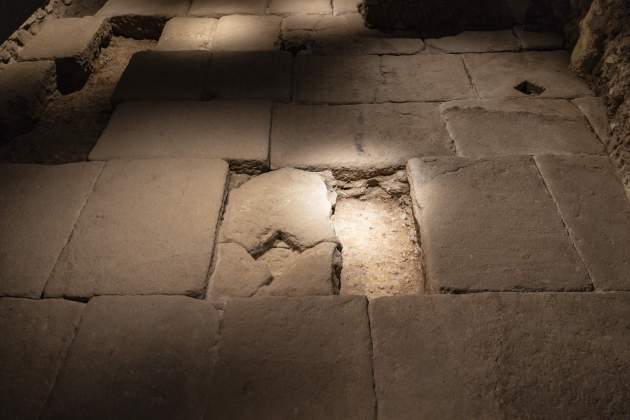 Hallazgos arqueológicos, foro romano Barcino / Foto: Carlos Baglietto