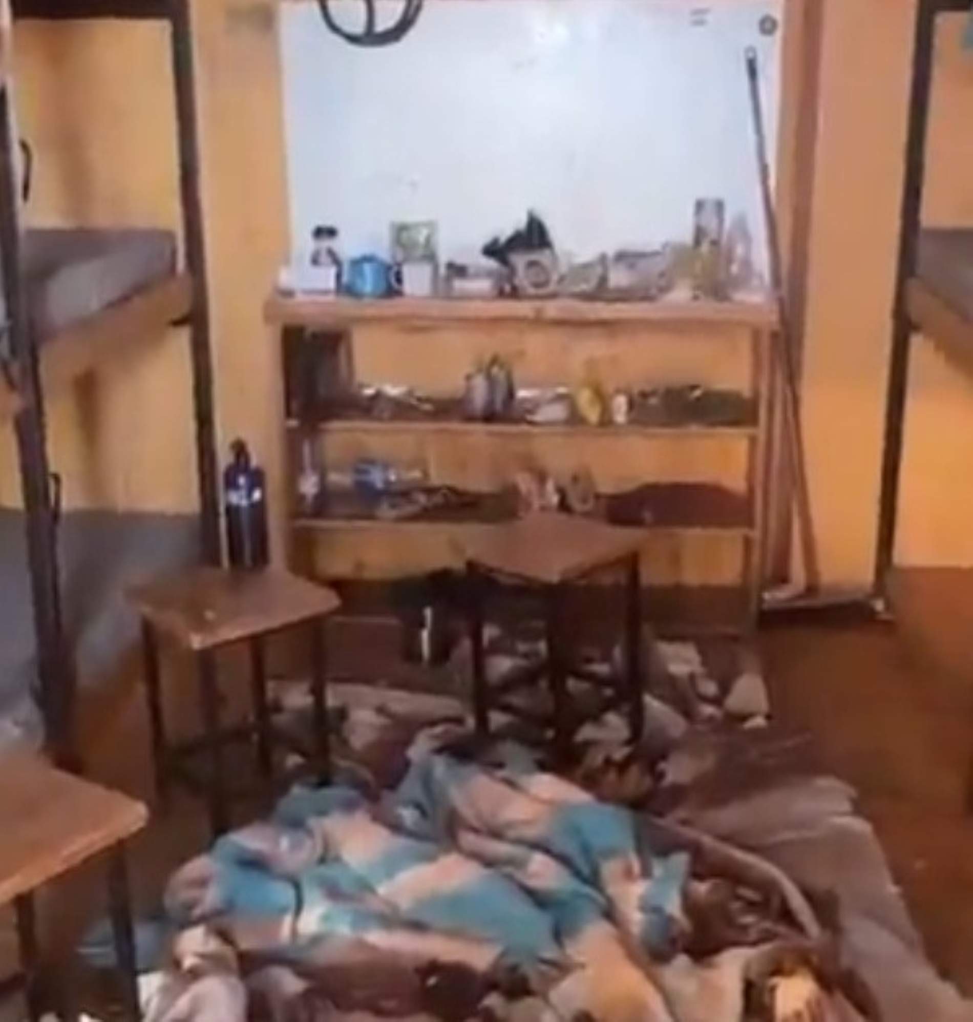 Destrossen el refugi d'emergència de Besiberri: "Gent impresentable, bruta"