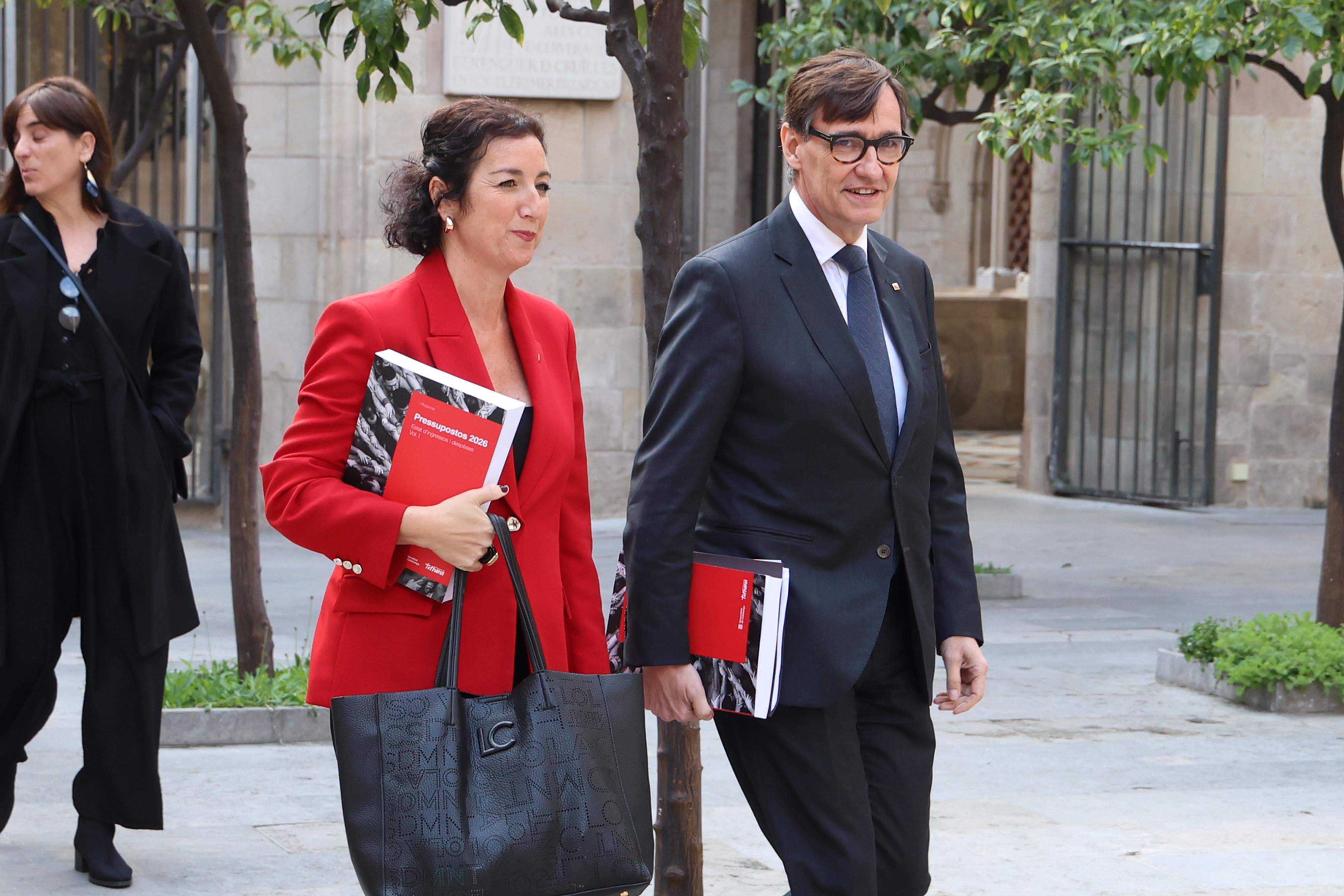 El Govern Illa entra sus primeros presupuestos al Parlament: "Hay margen para incorporar a ERC"