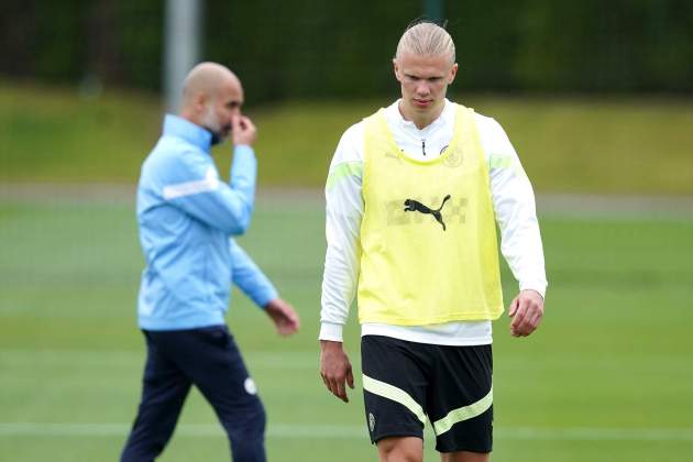 EuropaPress 5253875 06 june 2023 united kingdom manchester manchester citys erling haaland and