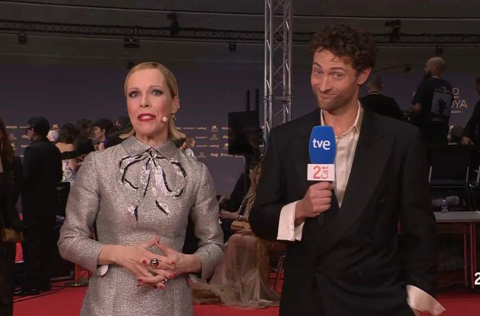 Tània Sarrias i Peter Vives a La nit dels Goya, 2Cat Tània Sarrias i Peter Vives a La nit dels Goya, 2Cat