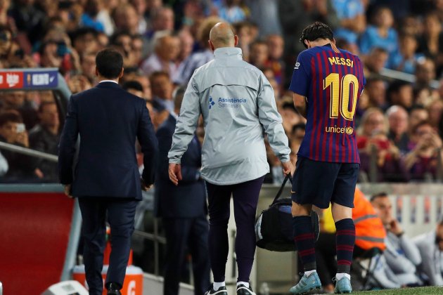 Leo Messi lesión Barça Sevilla EFE