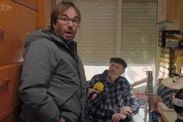 Messi, Piqué, Neymar, el Papa de Roma... todo el mundo con un huevo del David de Besalú 3Cat Messi, Piqué, Neymar, el Papa de Roma... todo el mundo con un huevo del David de Besalú 3Cat