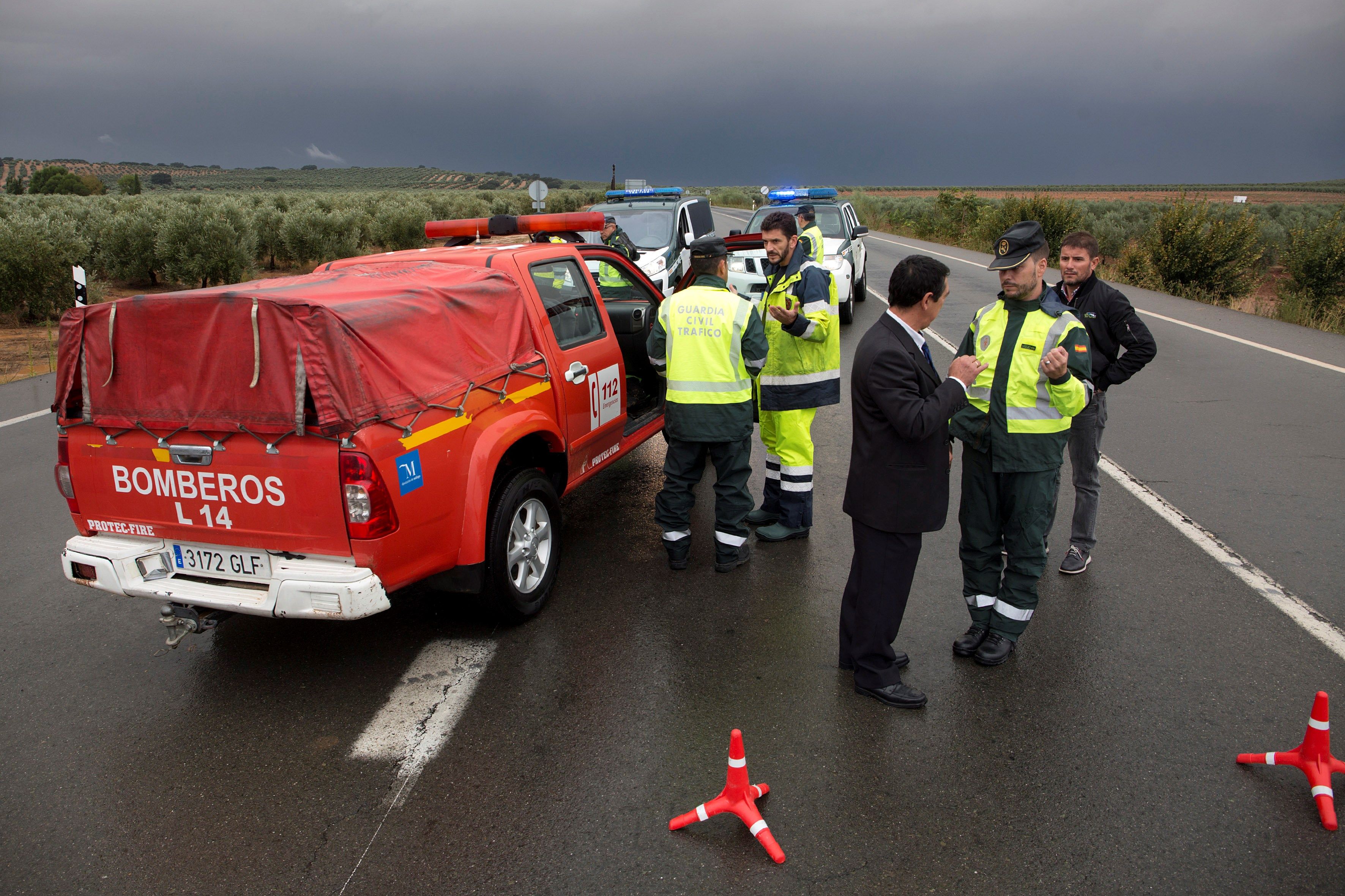 Localizan muerto al bombero que desapareció durante las lluvias en Málaga