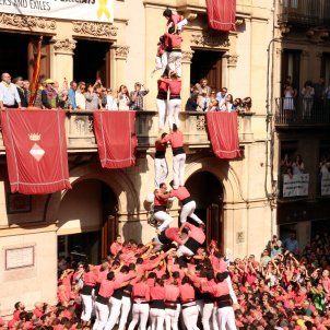 2d9 amb folre colla vella santa ursula castells acn 2d9 amb folre colla vella santa ursula castells acn