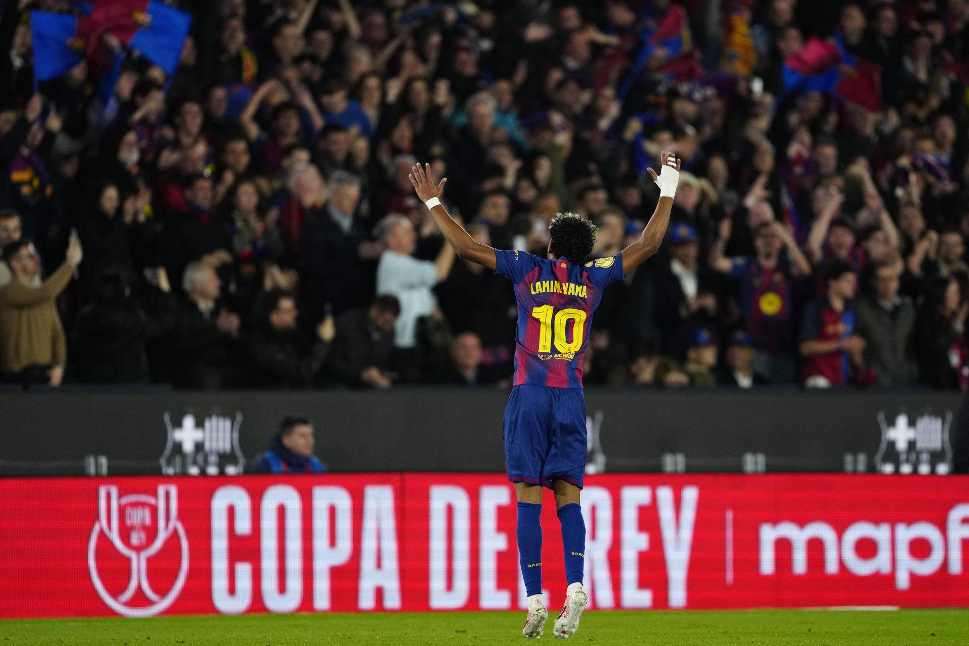 Lamine Yamal està preocupat perquè la lesió va a més, fins al punt de posar en risc el Mundial