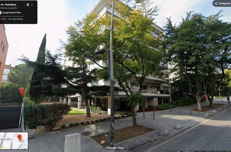 Pedralbes 55, con jardín sin piscina, Google maps Pedralbes 55, con jardín sin piscina, Google maps