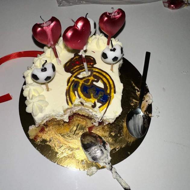 El pastís d'aniversari de Diego Ibáñez, que demostra que és aficionat del Real Madrid   Instagram