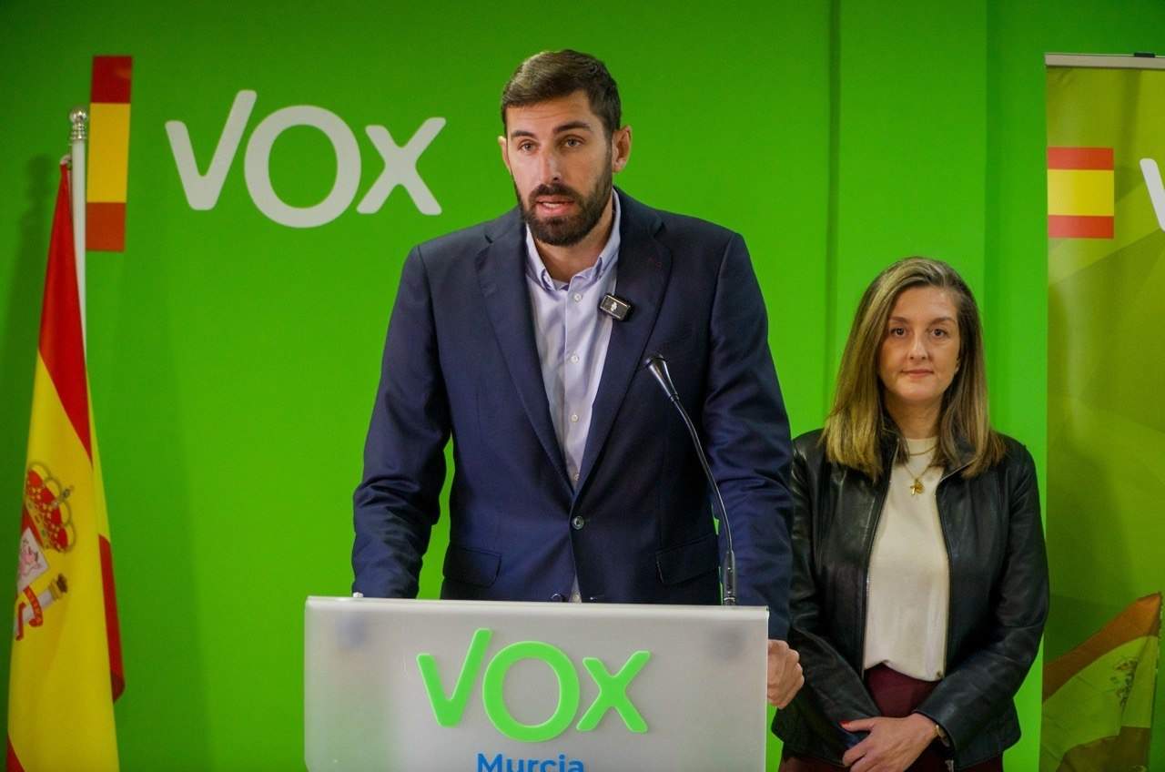 El expresidente de Vox en Murcia denuncia “delitos extremadamente graves” después de ser expulsado del partido