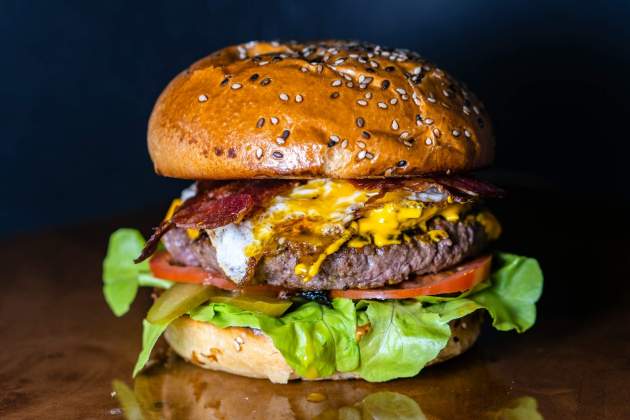 Hamburguesa Jordi Cruz / Foto: Unsplash