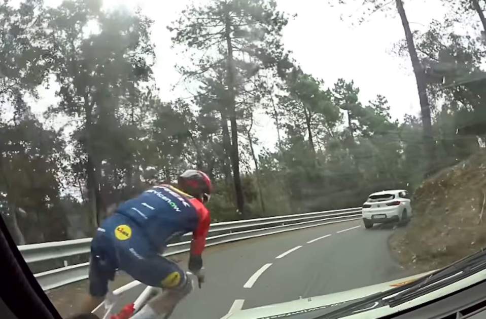 Aleix Espargaró temerario en bici, Instagram