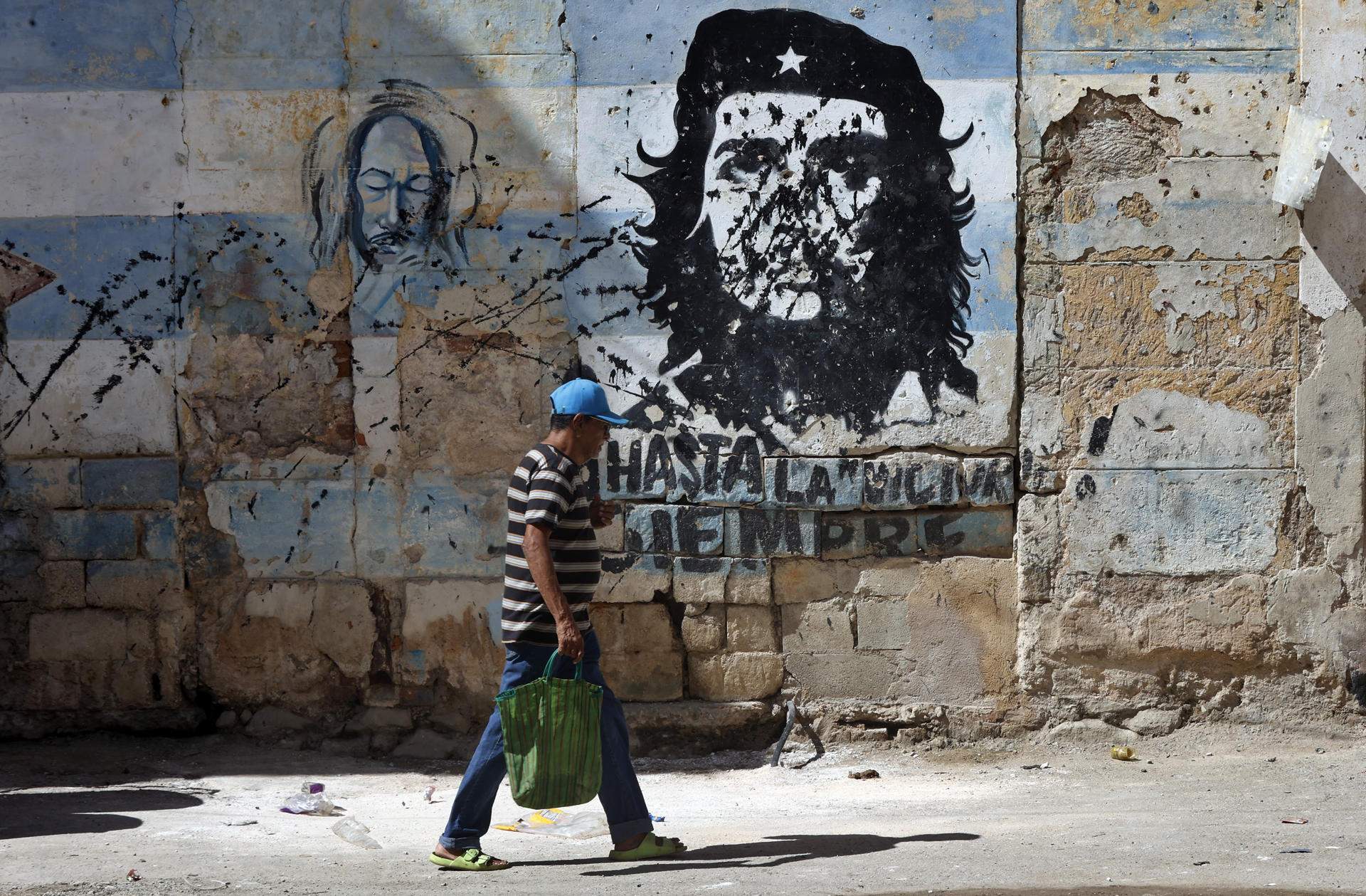 Cuba, en el punto de mira de Trump: el gobierno de EE. UU. estudia imputar penalmente a sus líderes