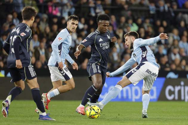 Reial Madrid Celta Vinícius Mingueza / Foto: EFE