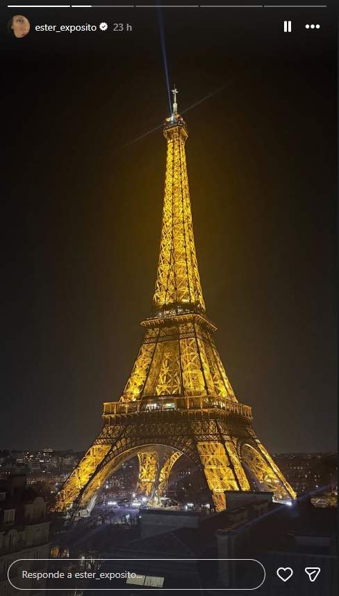 Ester Expósito, en París... bien acompañada IG