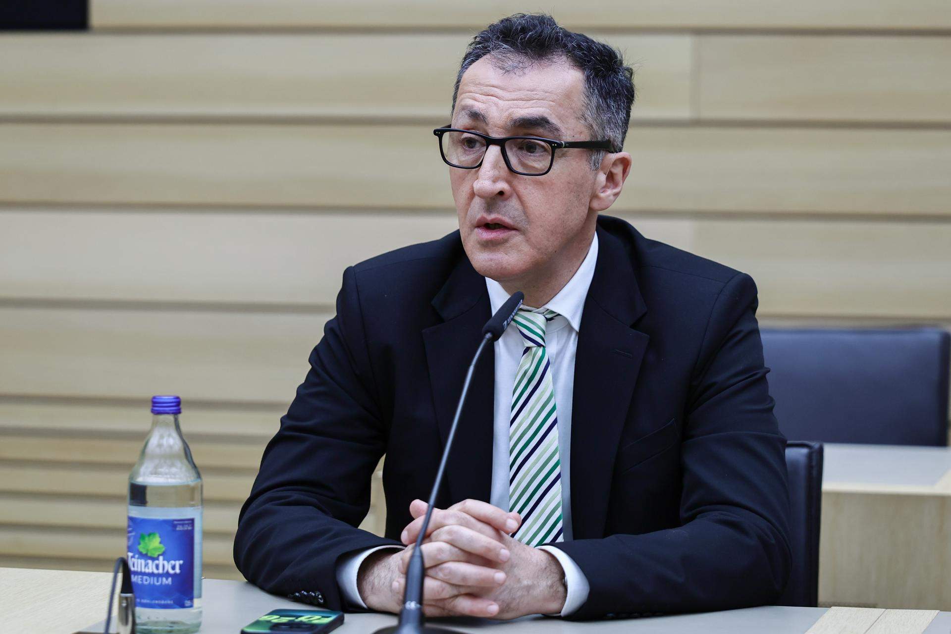 Cem Özdemir alemanya efe