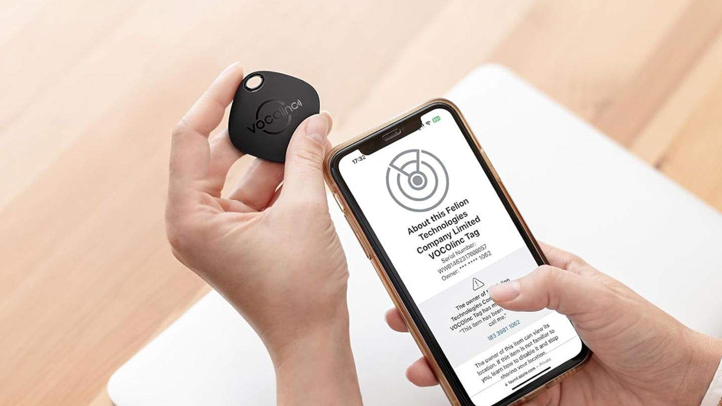 Costa menys de 15 euros i fa el mateix que un AirTag, pots localitzar-lo des de l'app Buscar de l'iPhone
