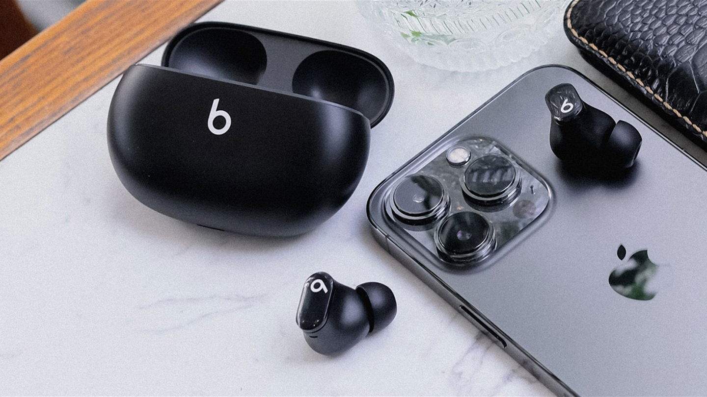 Esta es la mejor alternativa a los AirPods del momento: más baratos y con mucha más batería