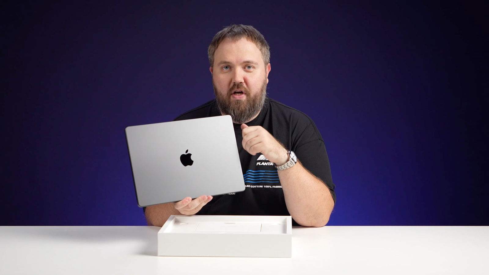 Increïble, però cert, apareix un unboxing del pròxim MacBook Pro M4 setmanes abans que es presenti