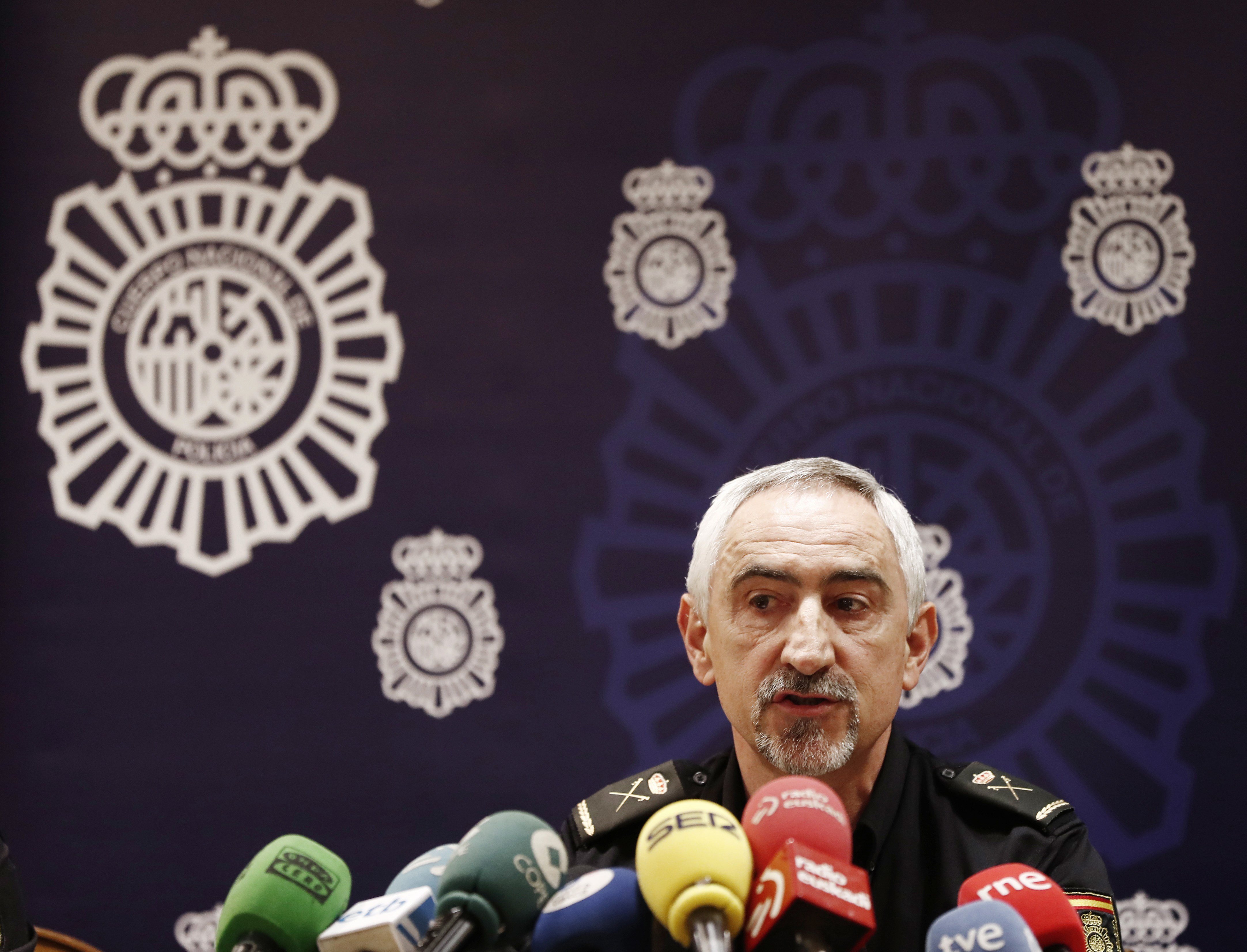 Així és el 'xiringuito' de la policia espanyola per a comissaris destituïts