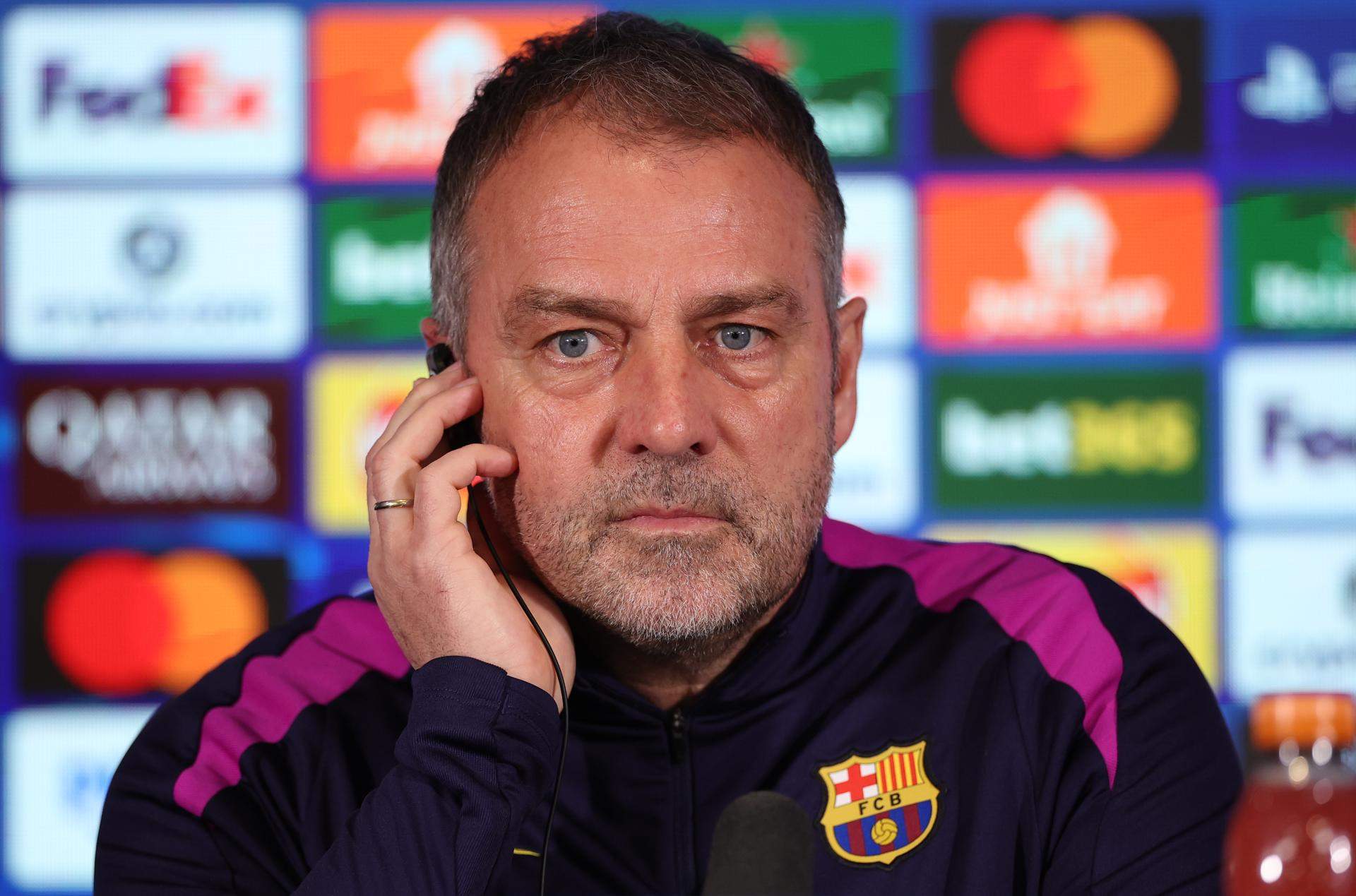 Flick blinda al Barça antes del Newcastle y esquiva el ruido electoral