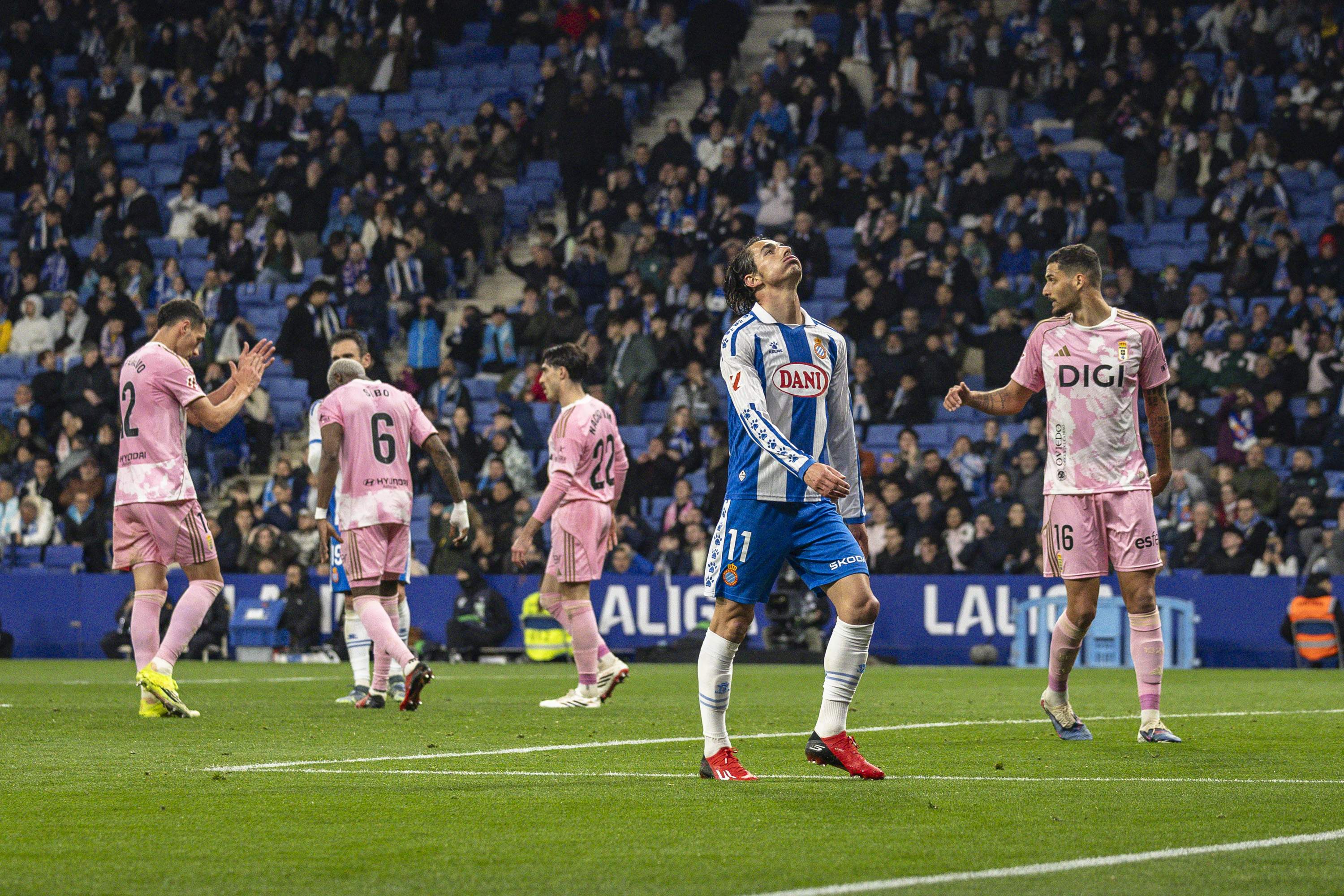 Un Espanyol superior s’encalla davant l’Oviedo (1-1) i continua sense guanyar aquest 2026