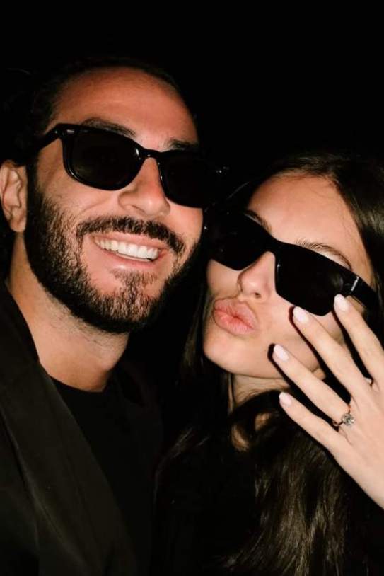 Thylane Blondeau, feliç i orgullosa amb el seu anell de promesa i la seva parella IG