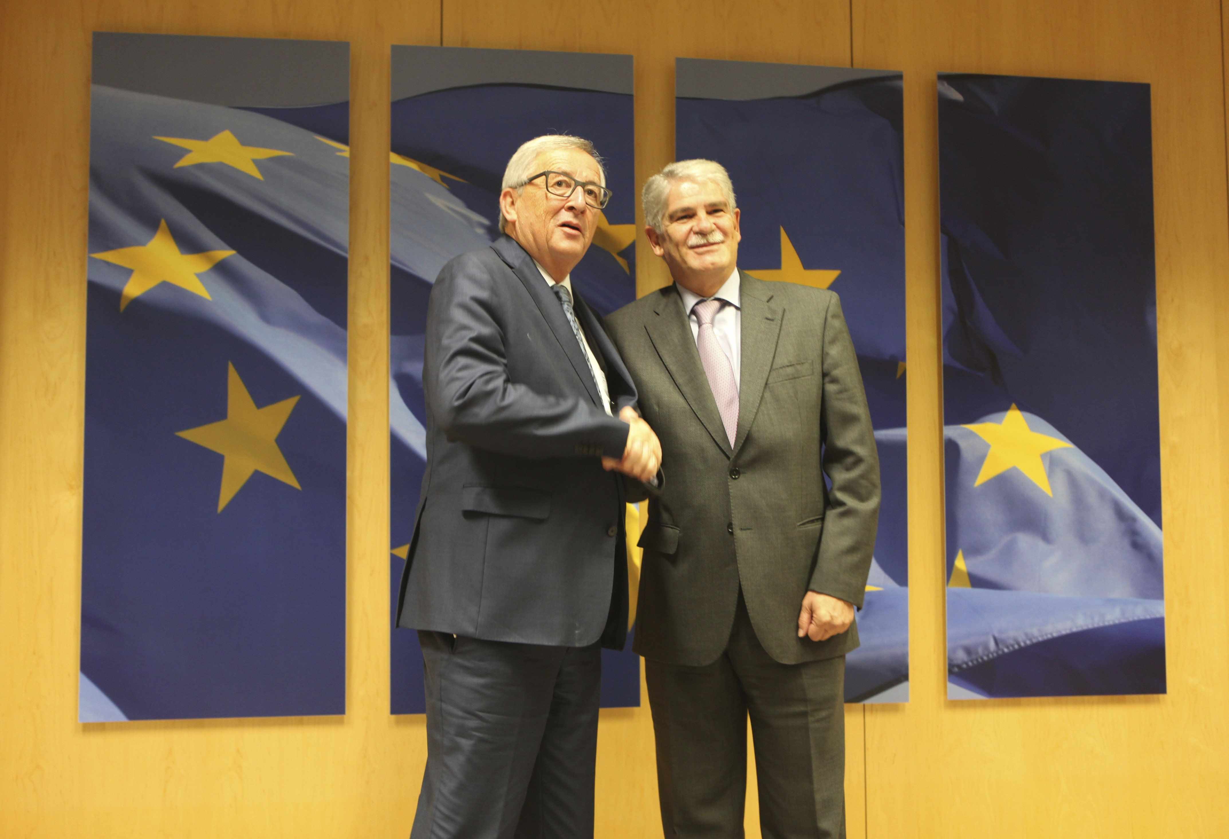 Europa demana a Trump cooperació per “desafiaments sense precedents”