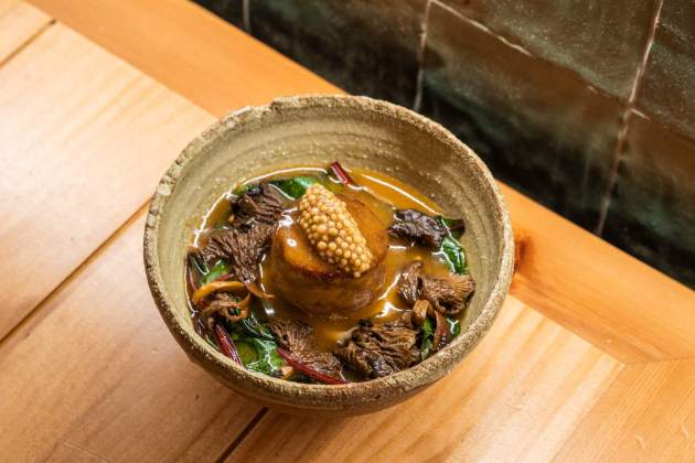 El cuello de cordero con puré de apio de Albé. / Foto: Cedida