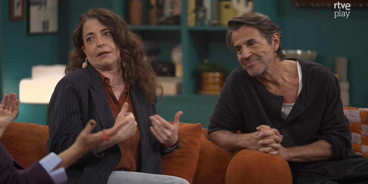 Nora Navas explicant la seva anècdota al 'I ara què' / RTVE Play