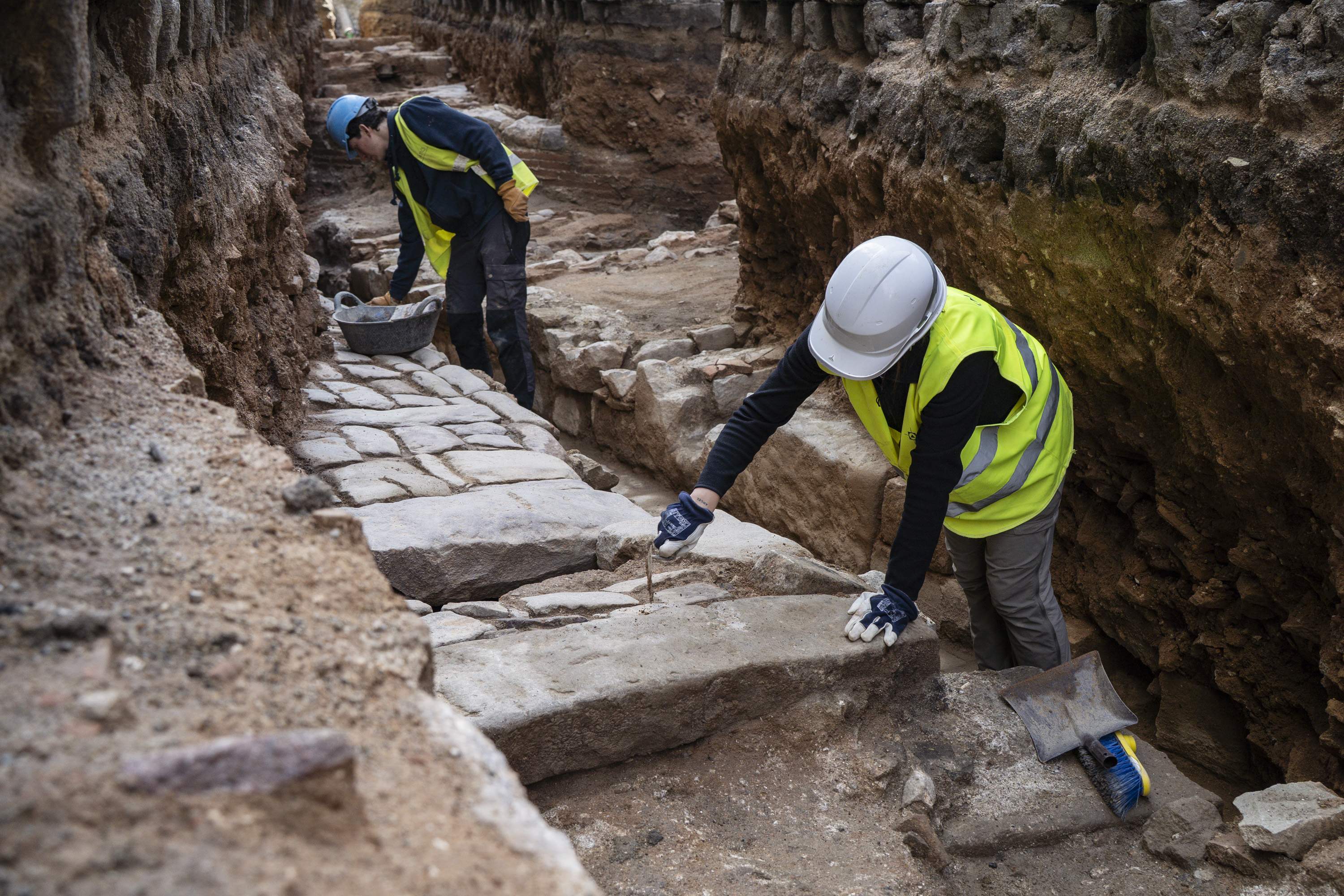 Aflora un carrer de la Barcelona aniquilada pels borbons el 1714