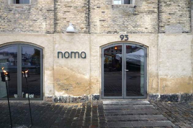 Entrada del restaurante Noma. / Foto: Wikipedia