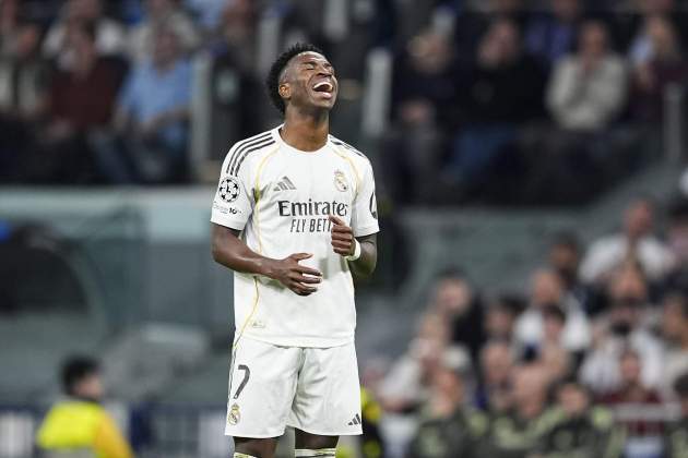 EuropaPress 7359049 vinicius junior of real madrid cf laments during the uefa champions league