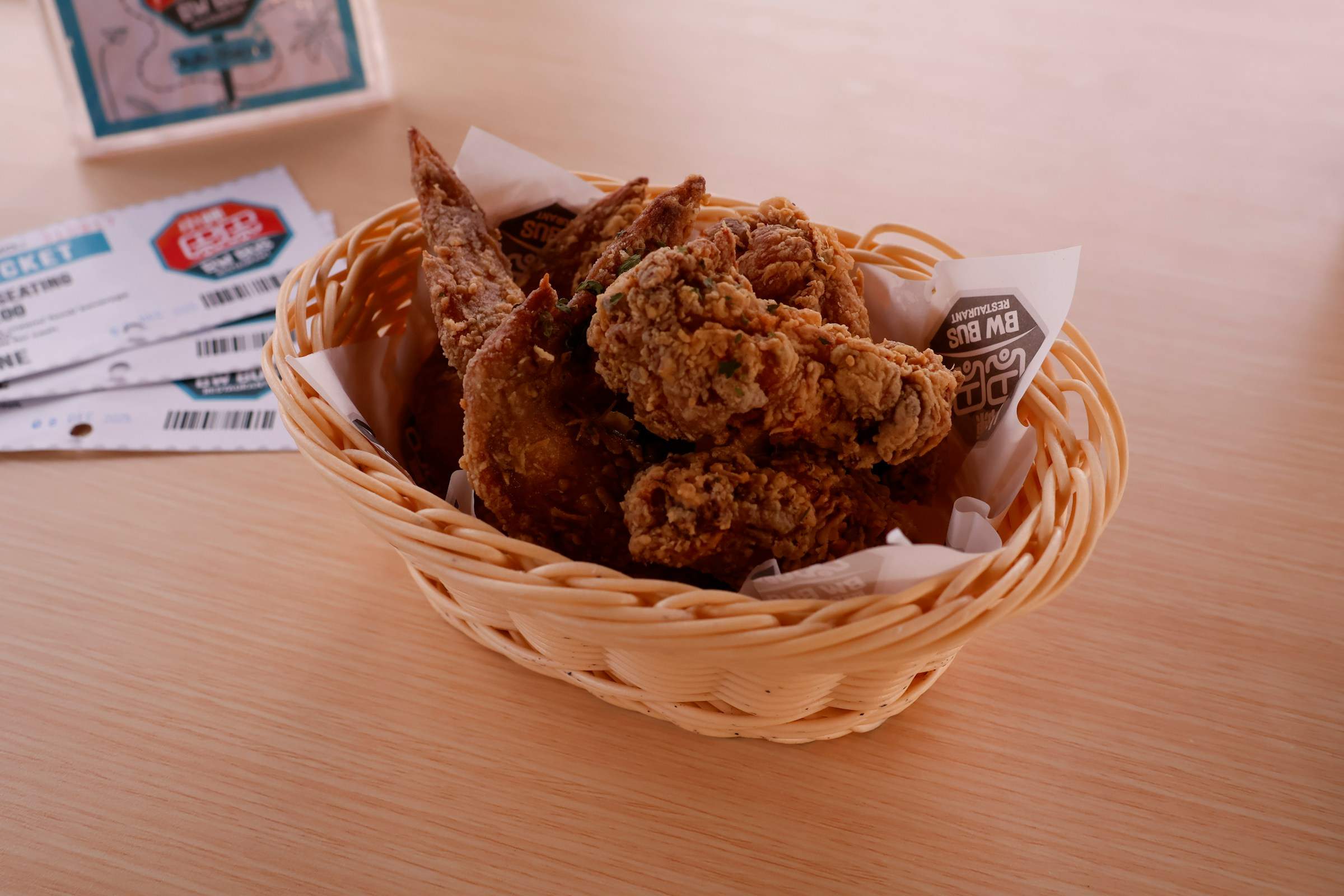 Deixa d'empanar el pollastre amb ou: el iogurt fa que surti encara més cruixent i sense fer servir oli