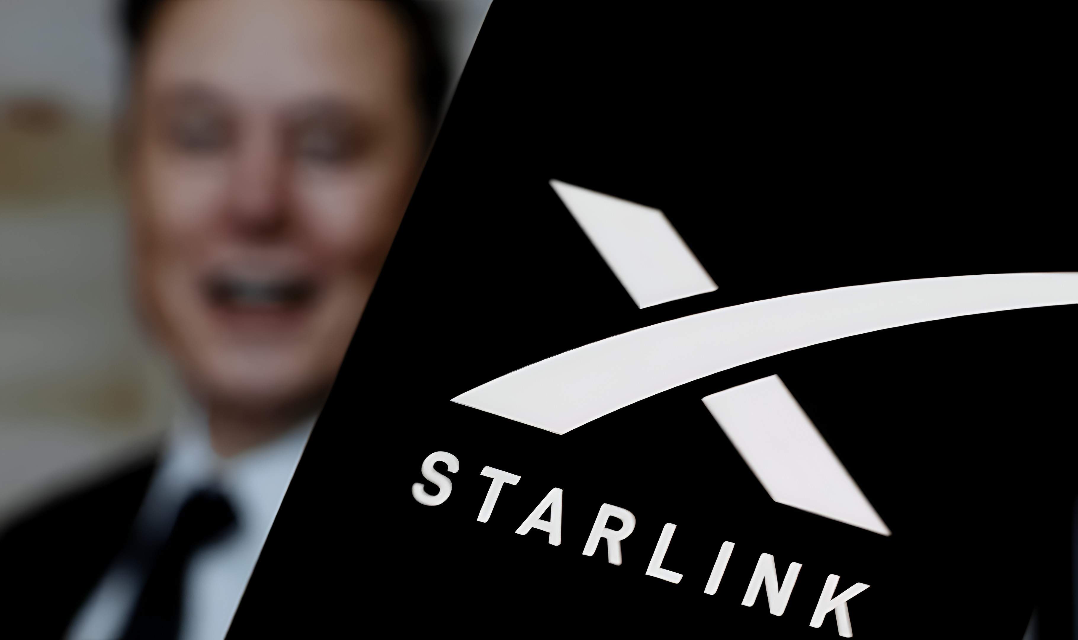 Elon Musk ordena el descens de 4.400 satèl·lits Starlink per evitar col·lisions i reforçar la seguretat