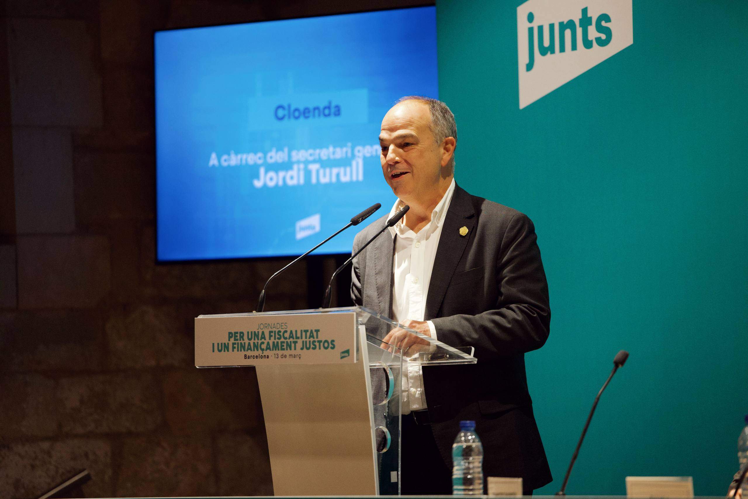 Junts insta a Illa a rectificar los presupuestos y rebajar la presión fiscal ante el contexto internacional