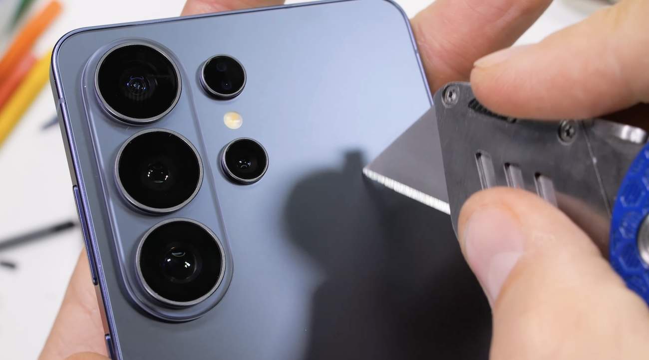 Destrozan por completo el Samsung Galaxy S26 Ultra: así de resistente es