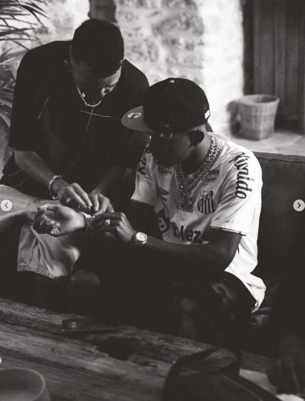 Lamine triant les joies que vol comprar, Ig