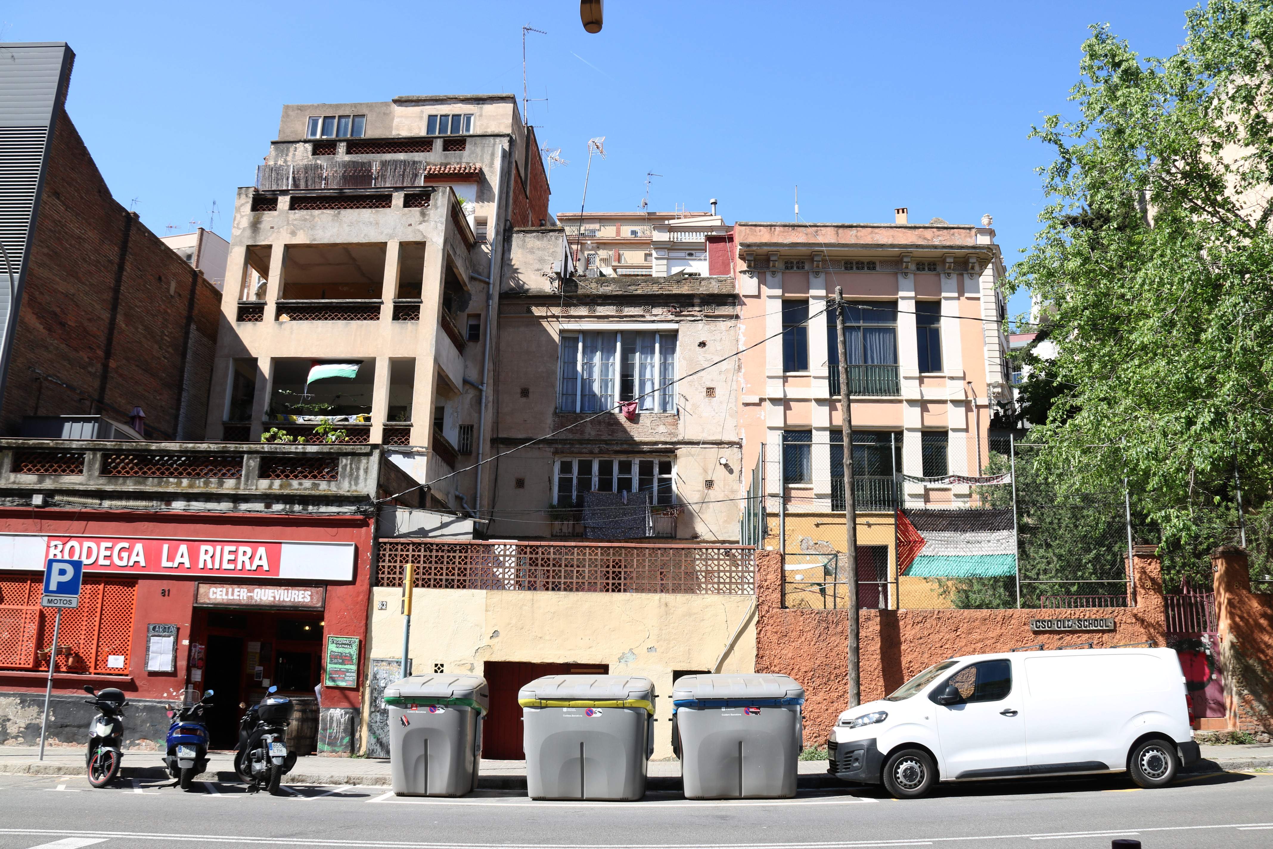 Casa Orsola, Torre Baró i el Gòtic, destinació per reallotjar afectats pels desnonaments de Vallcarca