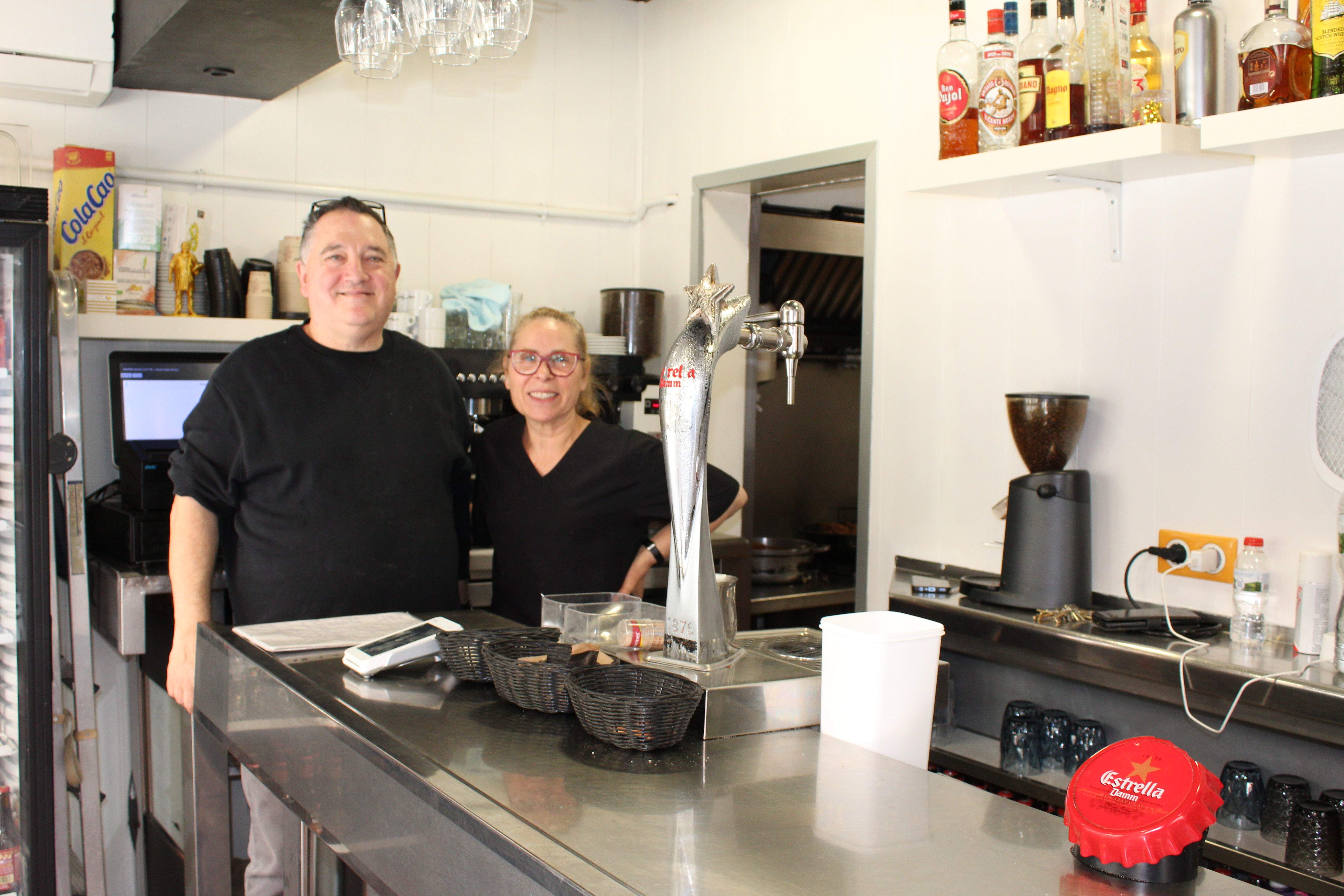 Un bar de barri on el xup-xup mai s'atura i els esmorzars tenen fama més enllà del Putxet i el Farró