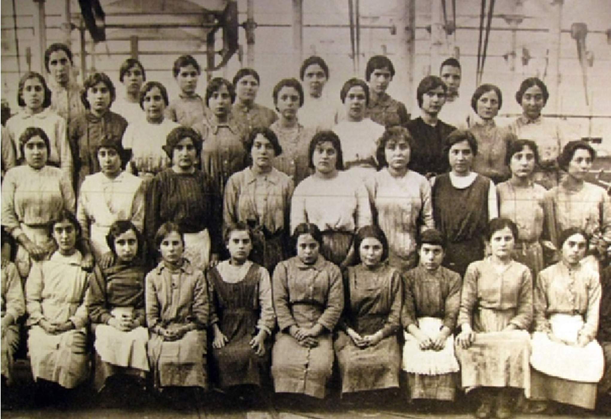 D'on ve l'expressió 'xarnego' i des de quan i per a què s'utilitza a Catalunya?