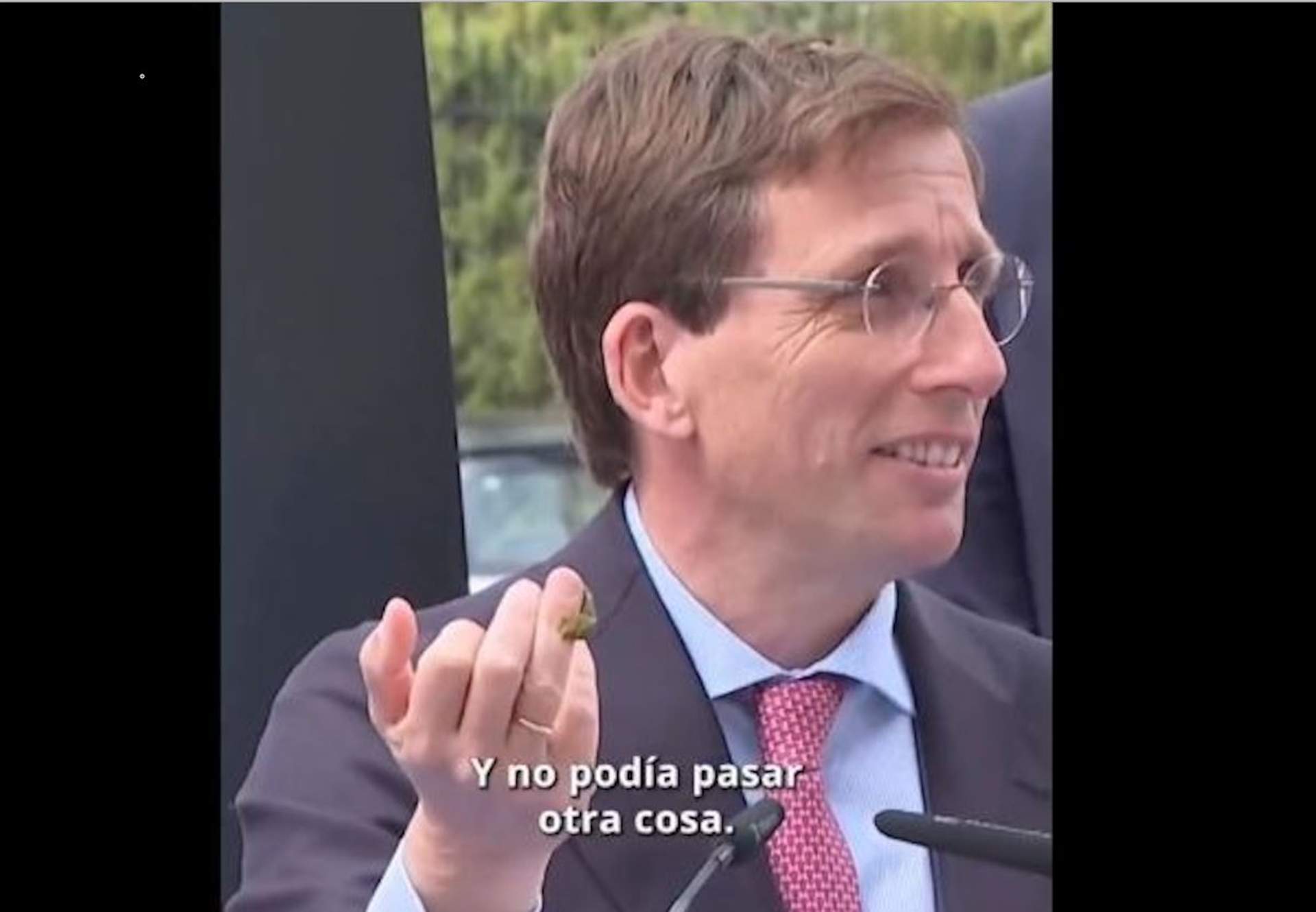 Un 'marrón' para Almeida