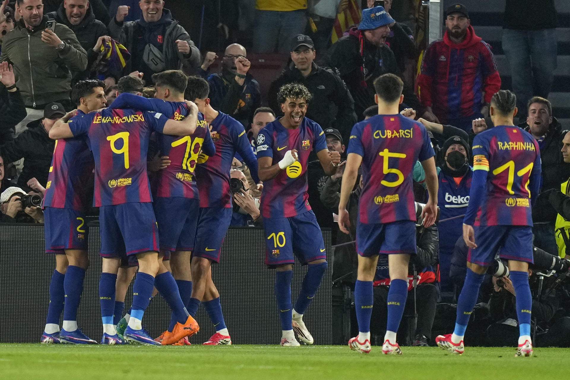 Un Barça demoledor atropella al Newcastle (7-2) y se clasifica para los cuartos de la Champions
